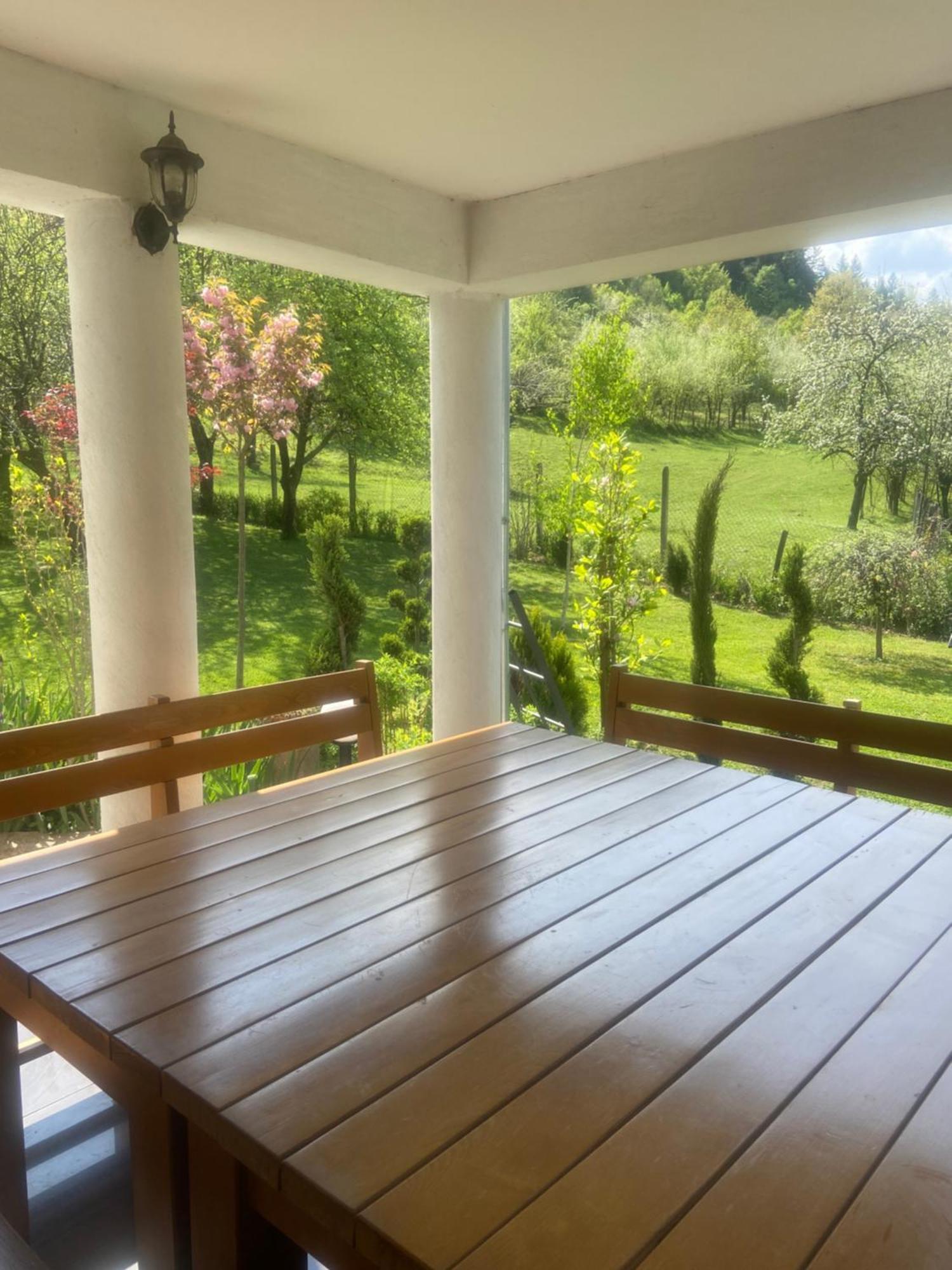 Guest House Rest Cherni Osum Bagian luar foto